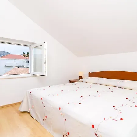 A2- Dream, Separate Entrance, In A Stone-built House, Close To The Sunset Apartment